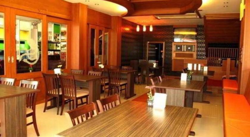 Triple Rund Place Hotel Patong Екстер'єр фото