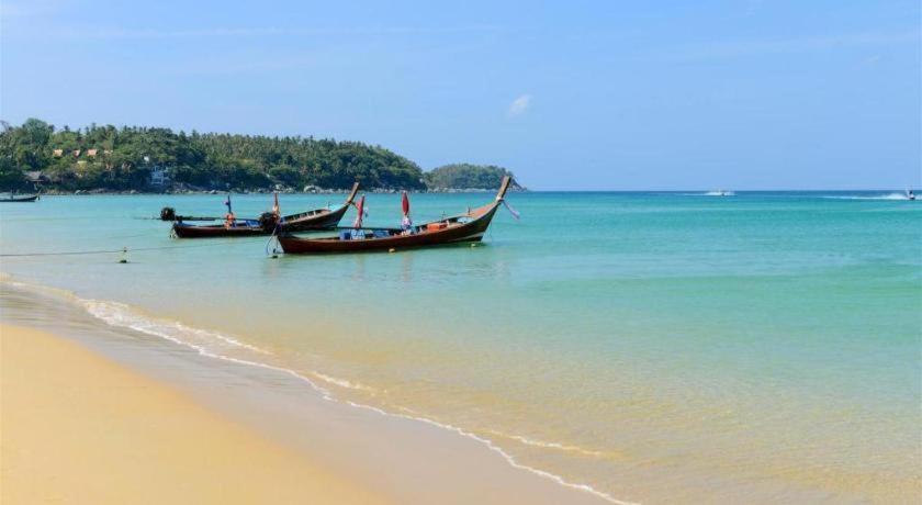 Triple Rund Place Hotel Patong Екстер'єр фото