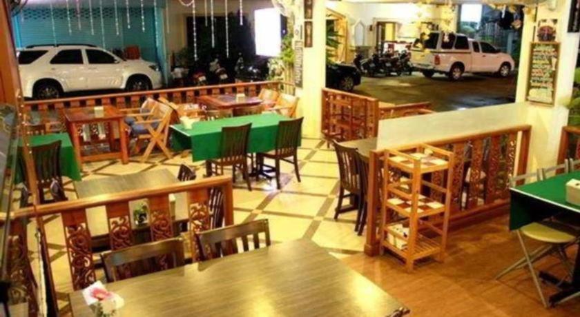 Triple Rund Place Hotel Patong Екстер'єр фото